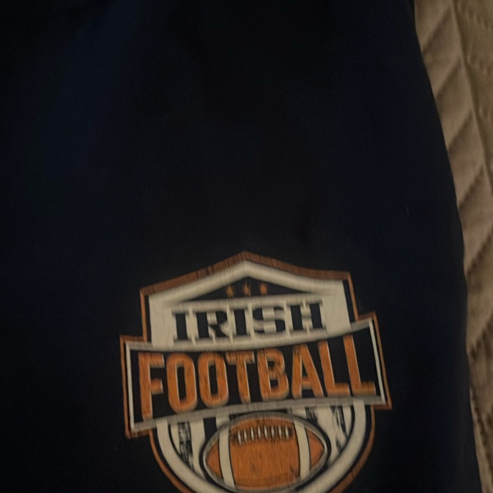 Mens Hanes Notre Dame shirt sleeve t shirt
